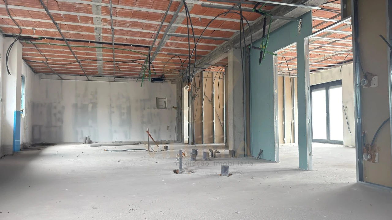 Prédio para Venda em Arca e Ponte de Lima Foto 18