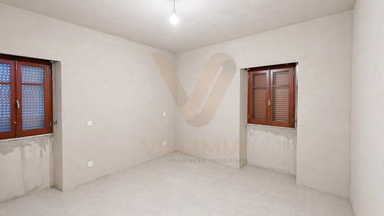 Moradia T3 para Venda em Bárrio e Cepões Foto 20