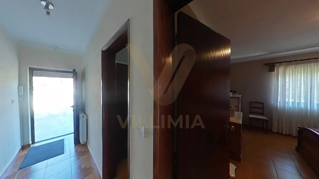 Moradia T7 para Venda em Labruja Foto 58