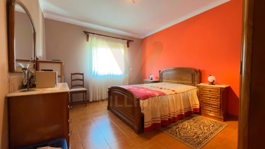 Moradia T7 para Venda em Labruja Foto 29