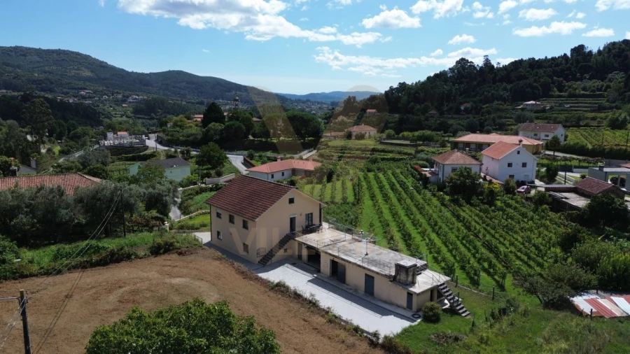 Moradia T7 para Venda em Labruja