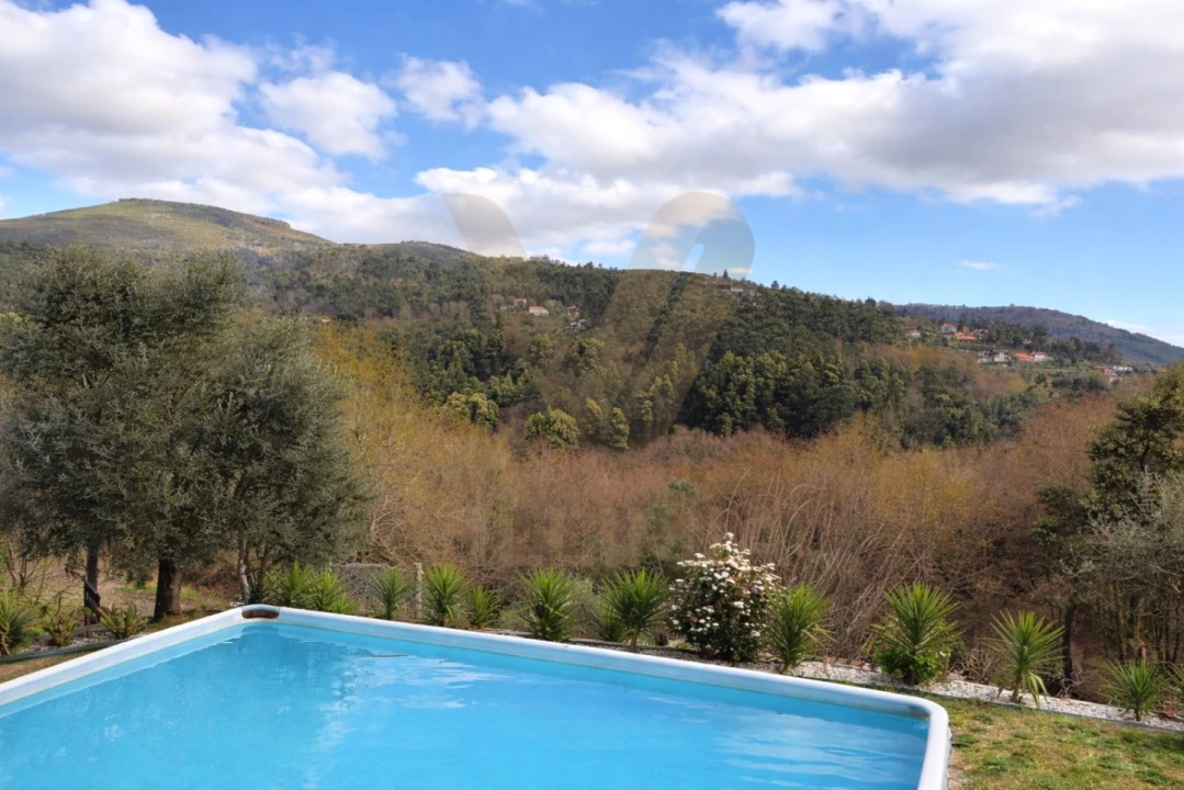 Moradia T2 para Venda em Labruja Foto 2