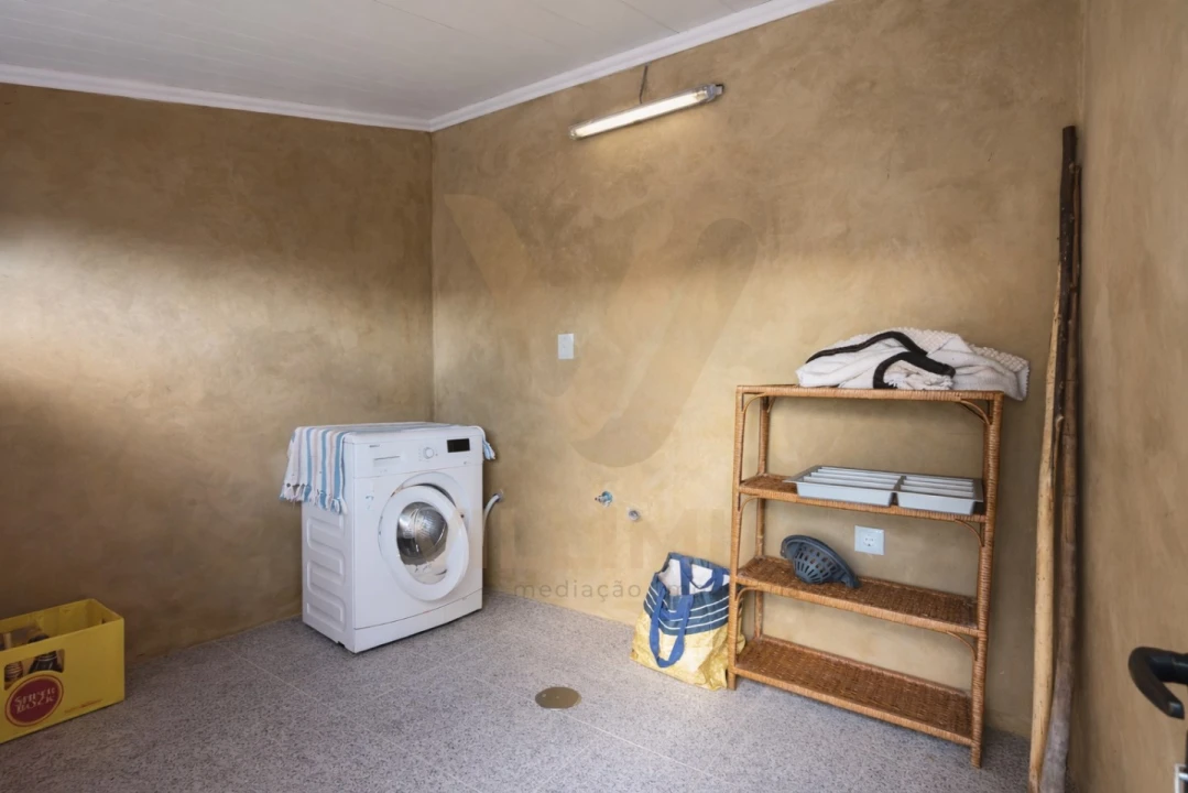 Moradia T2 para Venda em Labruja Foto 24