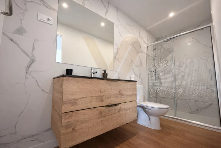 Moradia T3 para Venda em Labruja Foto 21