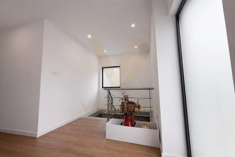 Moradia T3 para Venda em Labruja Foto 17