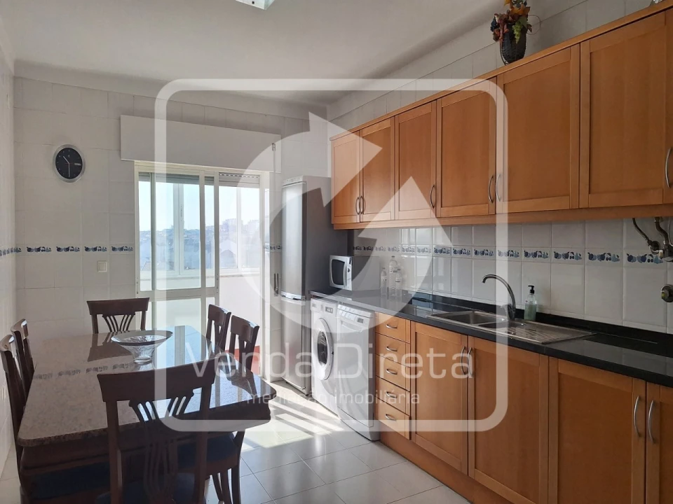Apartamento T3 para Arrendamento em Barreiro e Lavradio Foto 3