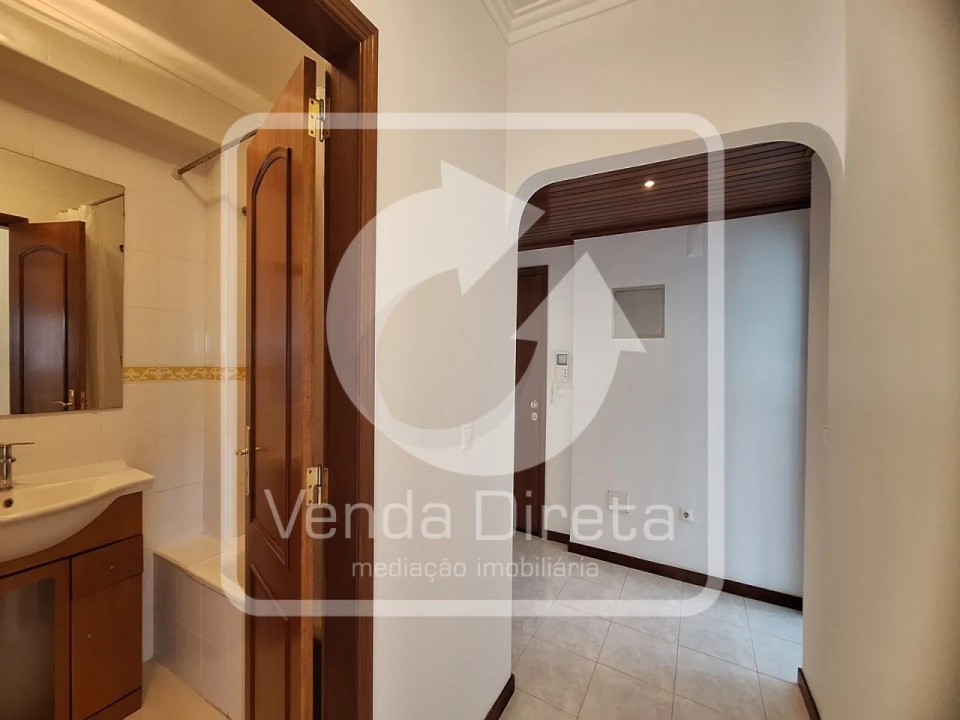 Apartamento T3 para Arrendamento em Barreiro e Lavradio Foto 18