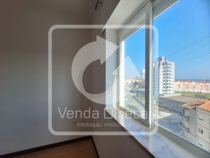 Apartamento T3 para Arrendamento em Barreiro e Lavradio Foto 27