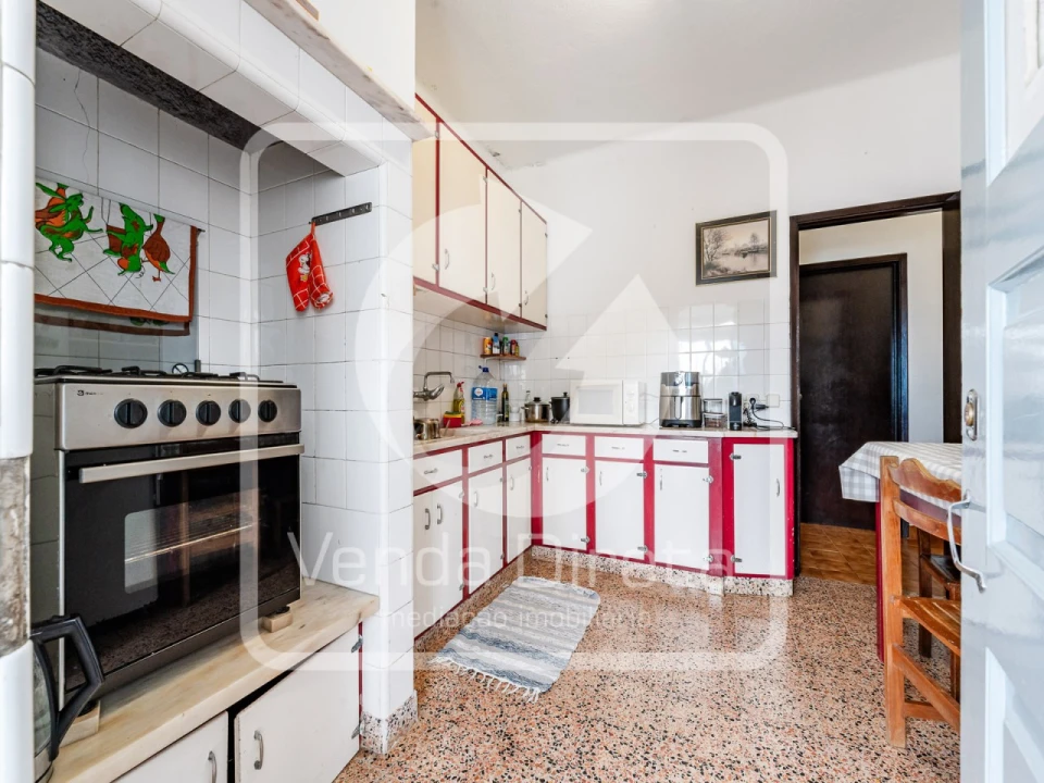 Moradia T2 para Venda em Alcabideche Foto 9