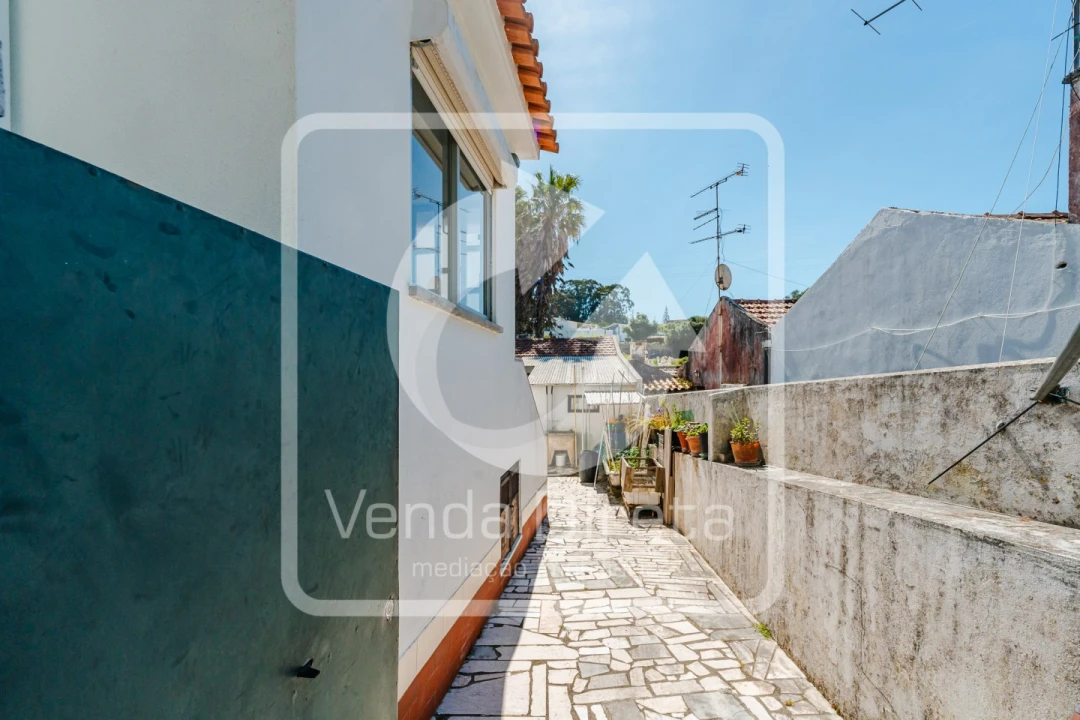 Moradia T2 para Venda em Alcabideche Foto 4