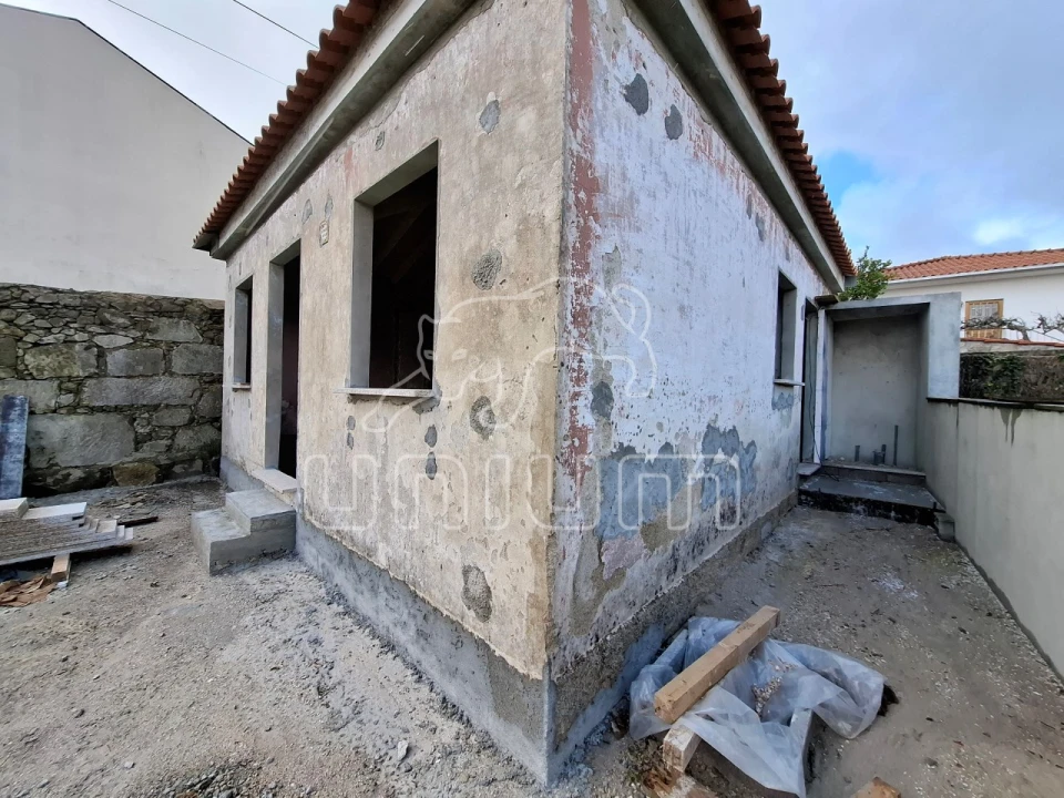 Moradia T1 para Venda em Darque Foto 4