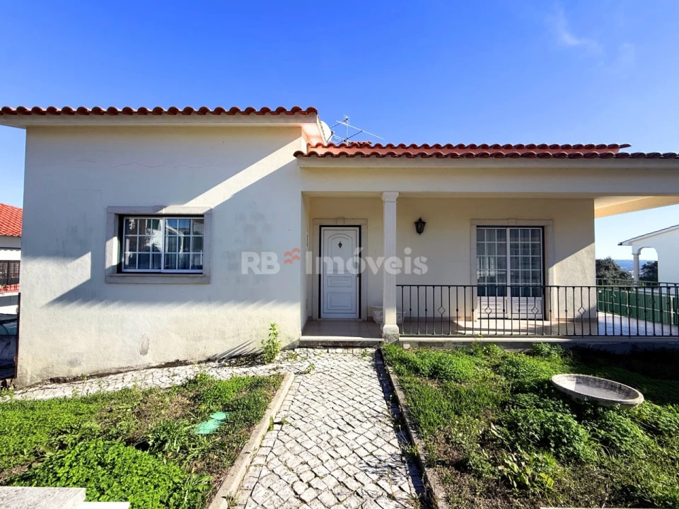 Moradia T3 para Venda em Carregueiros Foto 2