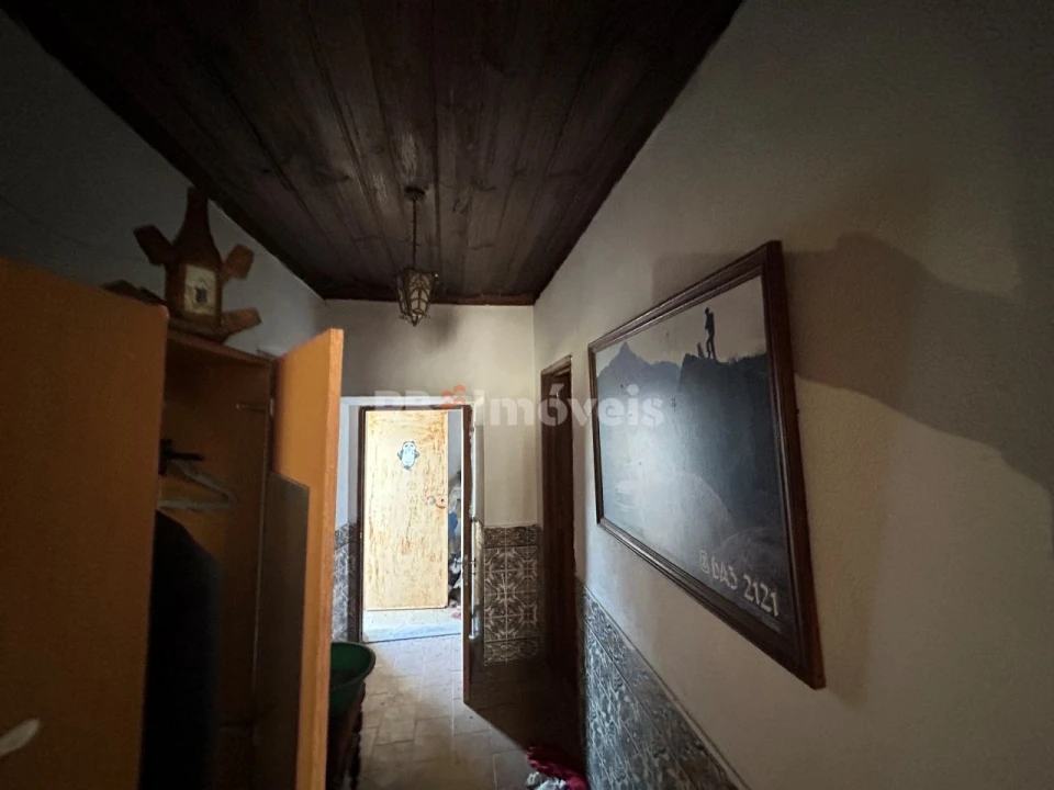 Moradia T2 para Venda em Serra e Junceira Foto 4