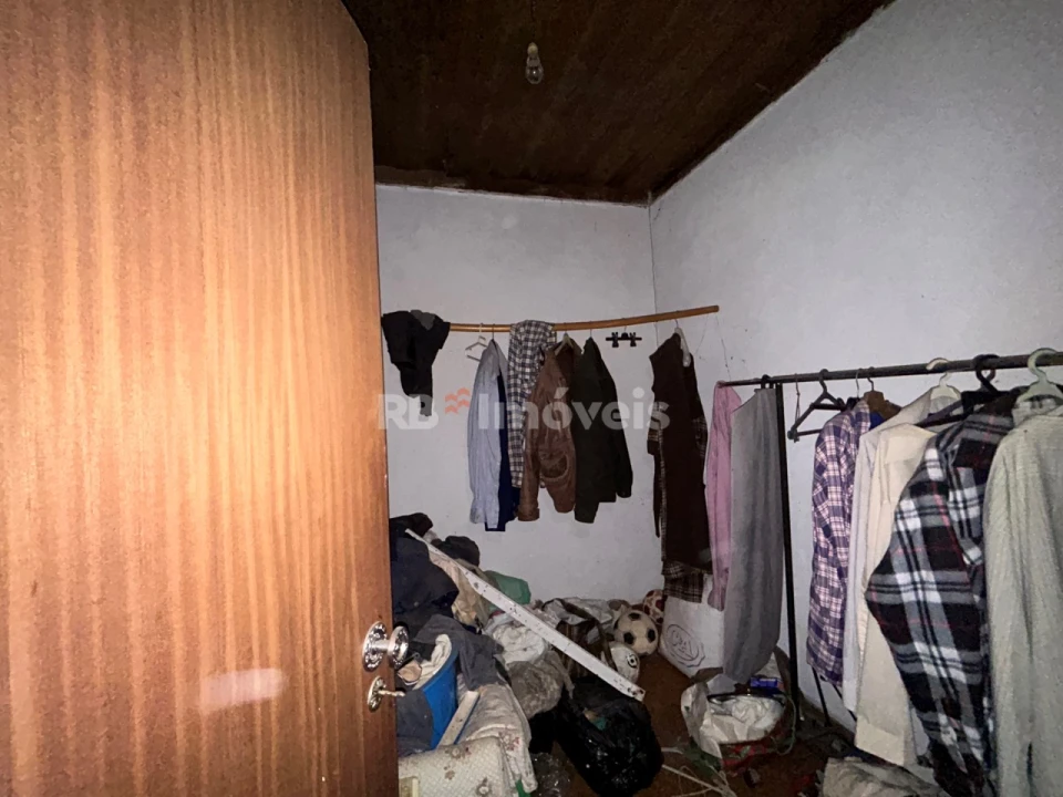 Moradia T2 para Venda em Serra e Junceira Foto 9