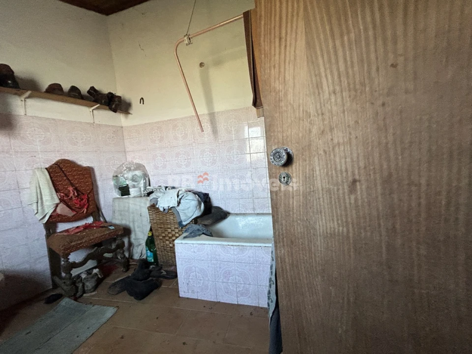 Moradia T2 para Venda em Serra e Junceira Foto 11