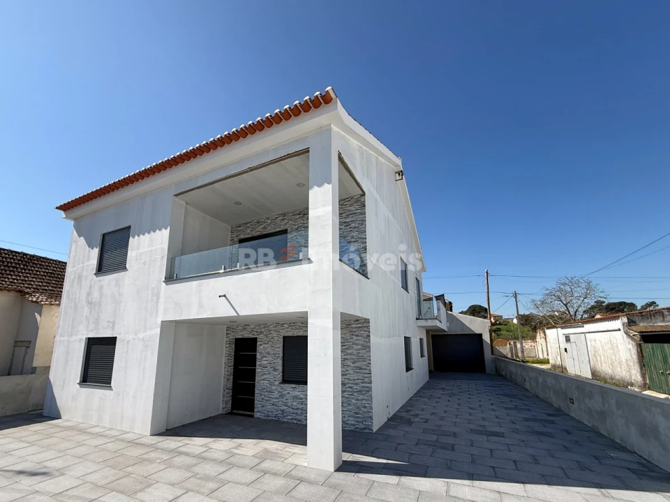 Moradia T4 para Venda em São João Baptista e Santa Maria dos Olivais Foto 2