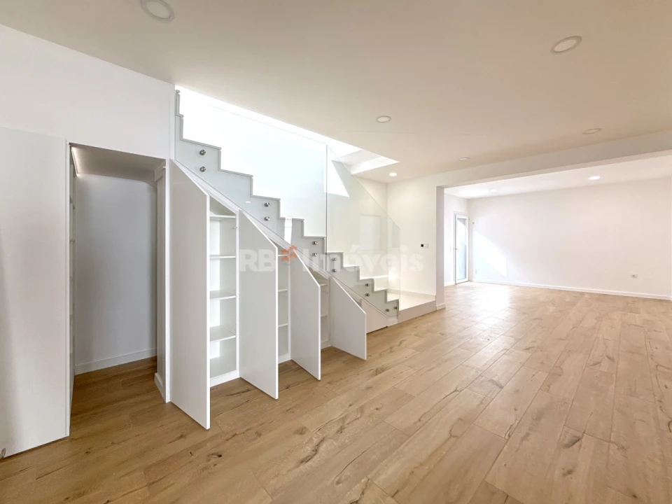 Moradia T4 para Venda em São João Baptista e Santa Maria dos Olivais Foto 27