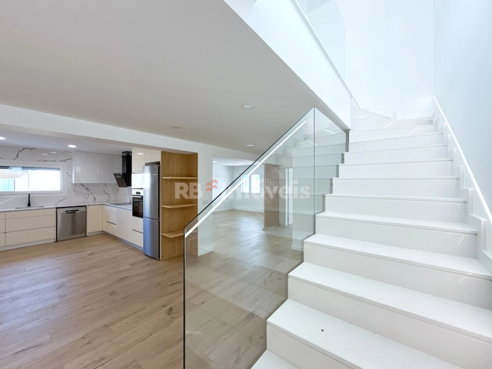 Moradia T4 para Venda em São João Baptista e Santa Maria dos Olivais Foto 49