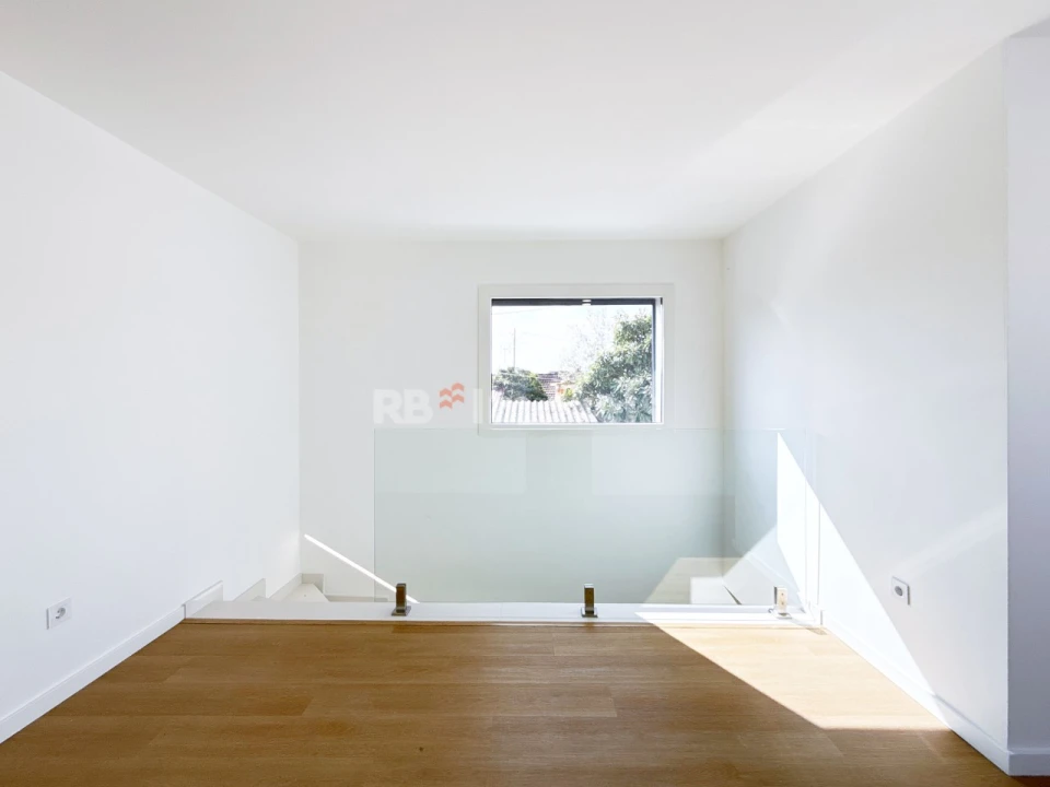 Moradia T4 para Venda em São João Baptista e Santa Maria dos Olivais Foto 58