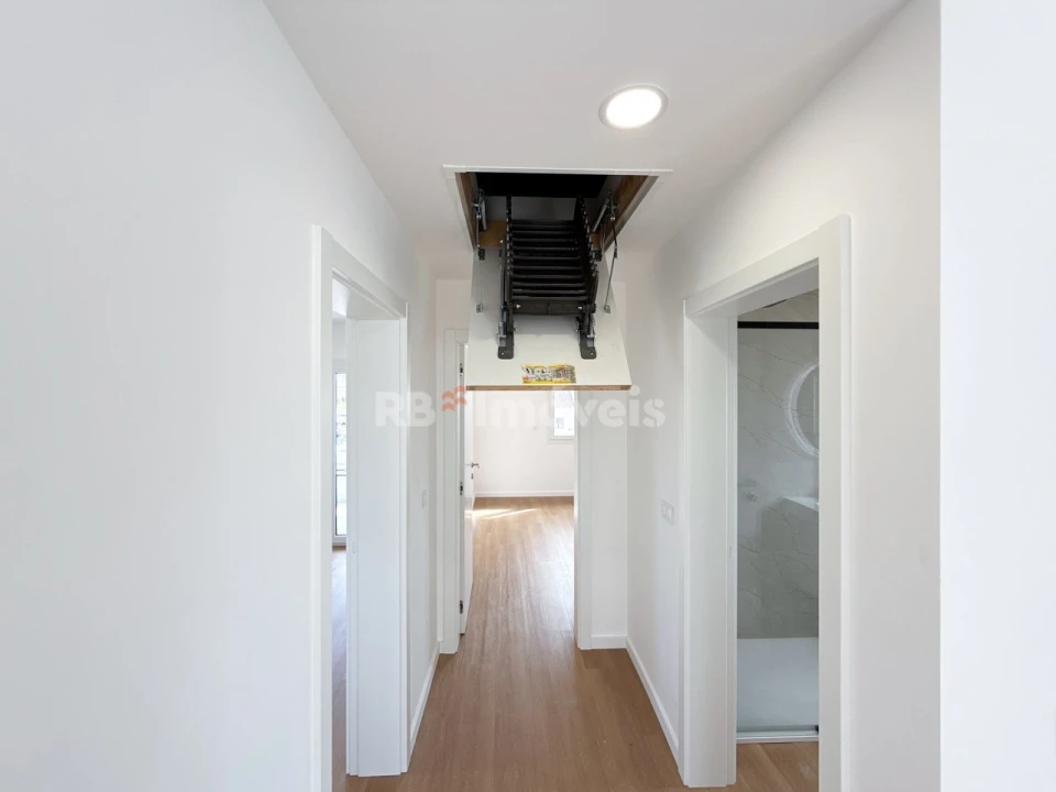 Moradia T4 para Venda em São João Baptista e Santa Maria dos Olivais Foto 63