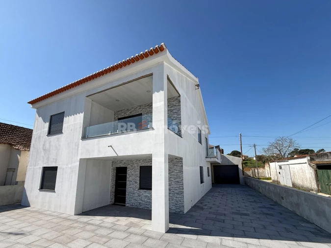 Moradia T4 para Venda em São João Baptista e Santa Maria dos Olivais Foto 2