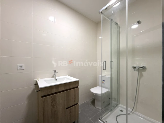 Moradia T4 para Venda em São João Baptista e Santa Maria dos Olivais Foto 6