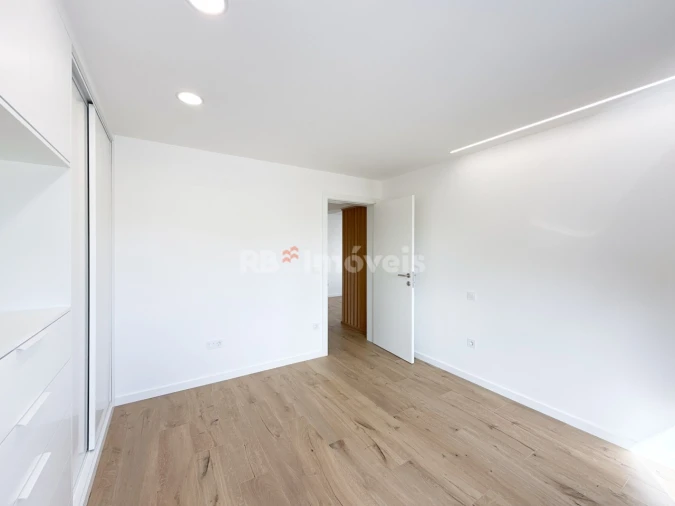 Moradia T4 para Venda em São João Baptista e Santa Maria dos Olivais Foto 24