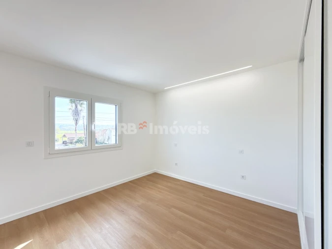 Moradia T4 para Venda em São João Baptista e Santa Maria dos Olivais Foto 65