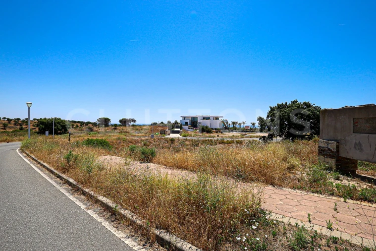 Terreno P/ Prédio para Venda em Vila Nova de Cacela Foto 8