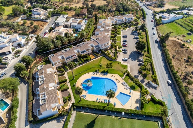 Moradia T2 para Venda em Alvor Foto 20