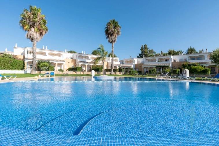 Moradia T2 para Venda em Alvor Foto 1