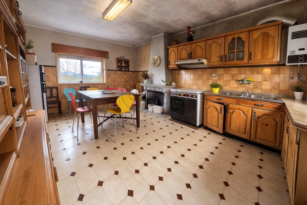 Moradia T5 para Venda em Rua Foto 8