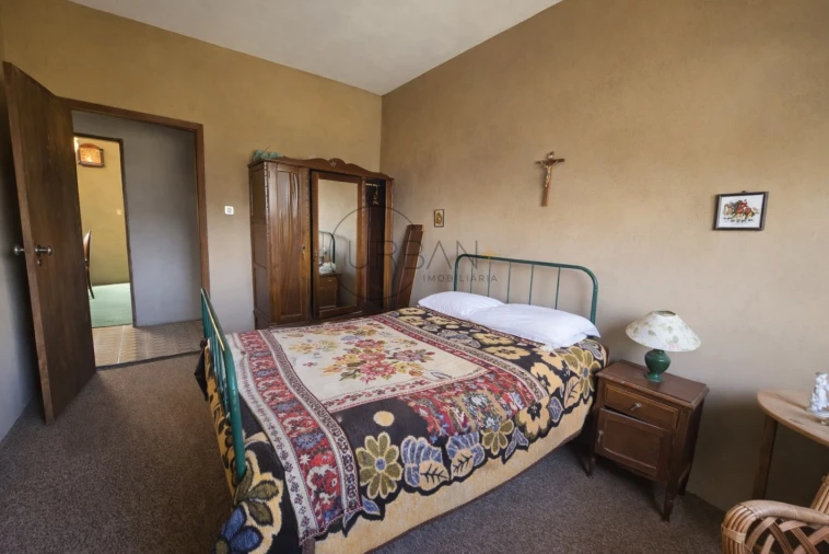 Moradia T5 para Venda em Rua Foto 3