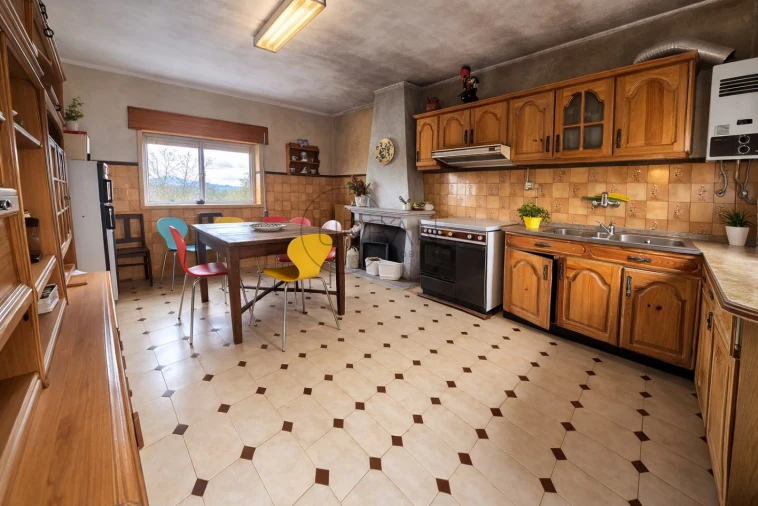 Moradia T5 para Venda em Rua Foto 8