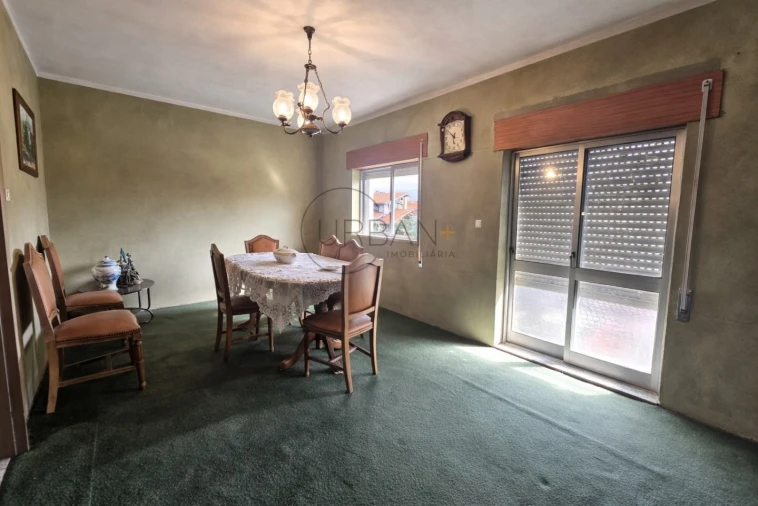 Moradia T5 para Venda em Rua Foto 7