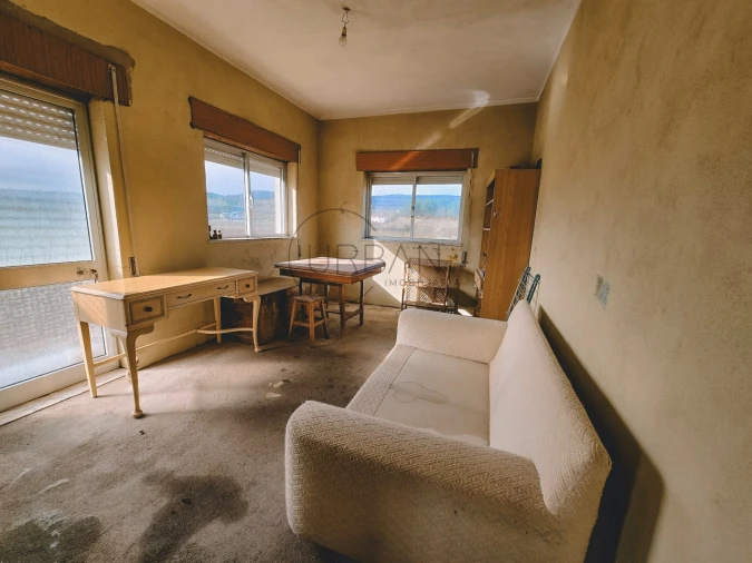 Moradia T5 para Venda em Rua Foto 13