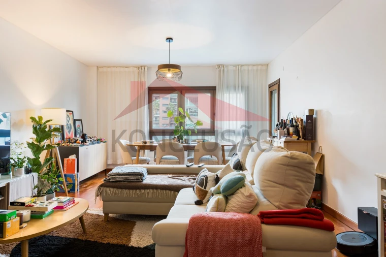 Apartamento T3 para Venda em Alverca do Ribatejo e Sobralinho Foto 2