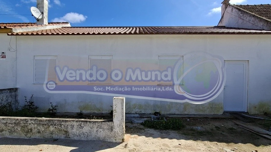 Moradia T1 para Venda em Glória do Ribatejo e Granho