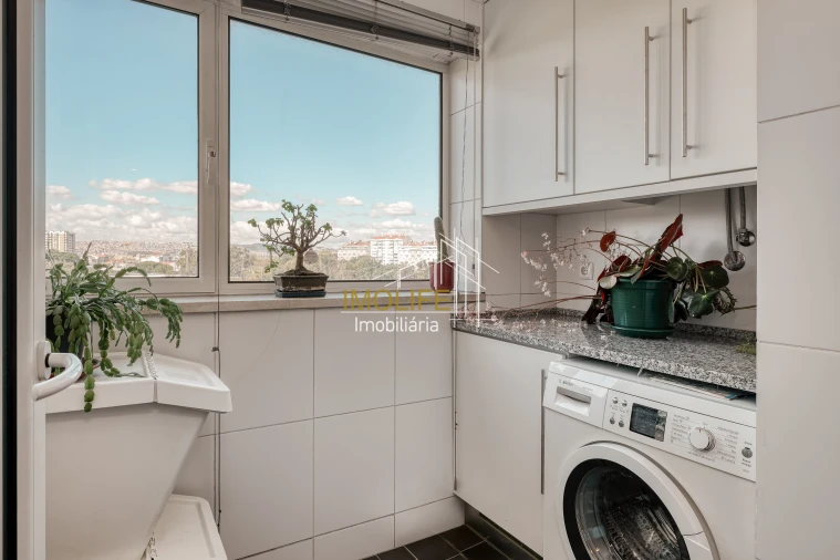 Apartamento T2 para Venda em São Domingos de Benfica Foto 10