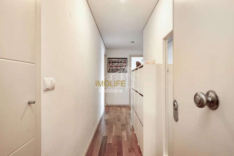 Apartamento T2 para Venda em São Domingos de Benfica Foto 19