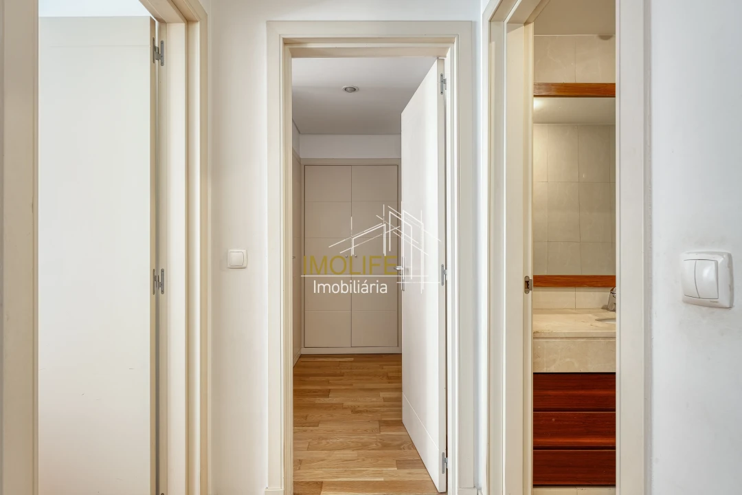 Apartamento T2 para Venda em São Domingos de Benfica Foto 18