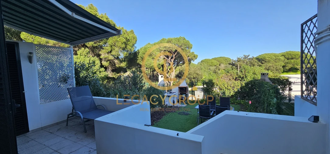 Moradia T3 para Venda em Quarteira Foto 8