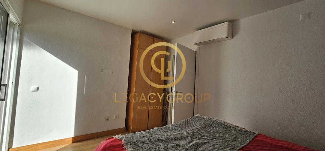 Moradia T3 para Venda em Quarteira Foto 17