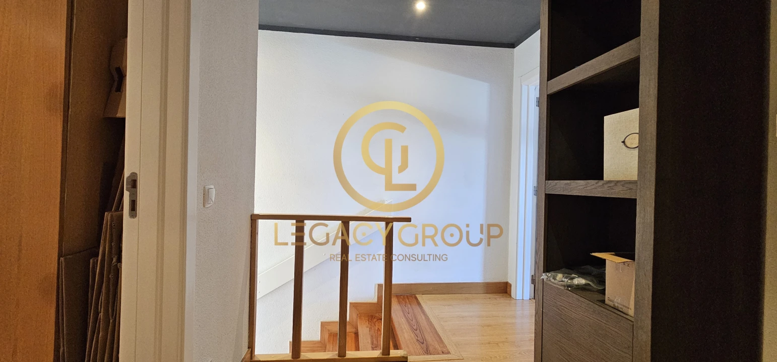 Moradia T3 para Venda em Quarteira Foto 13