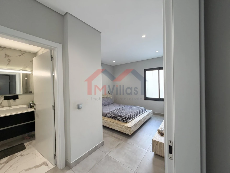 Apartamento T2 para Venda em Almancil Foto 11