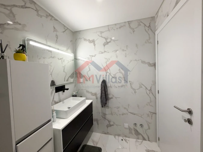 Apartamento T2 para Venda em Almancil Foto 16