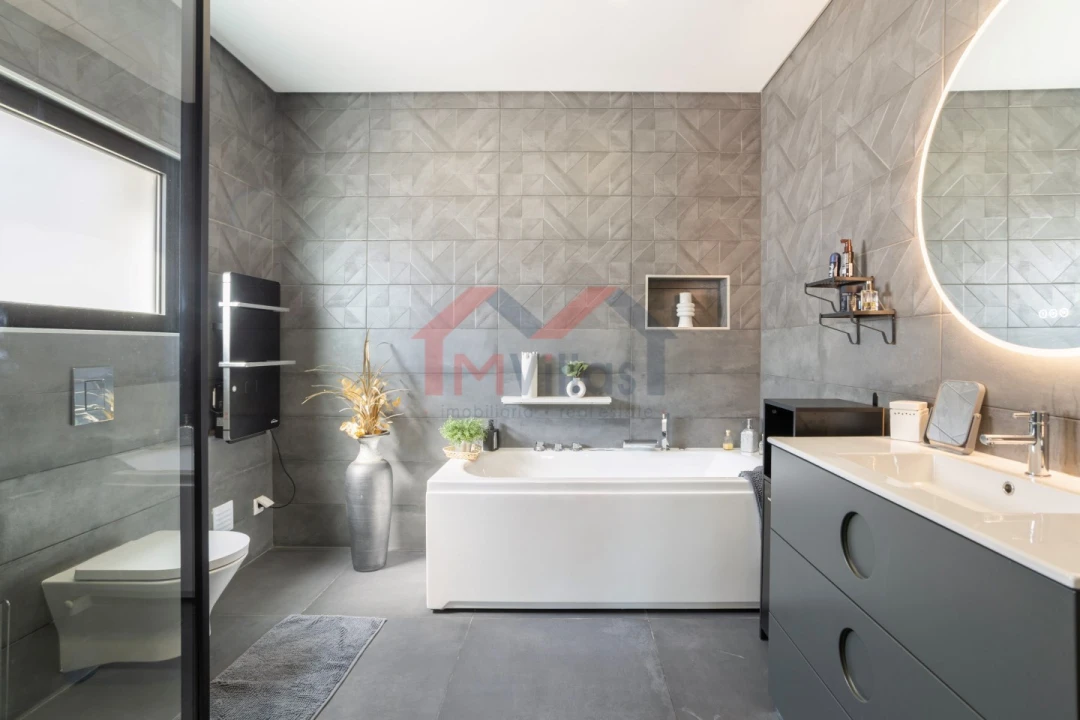 Moradia T3 para Venda em Quelfes Foto 16