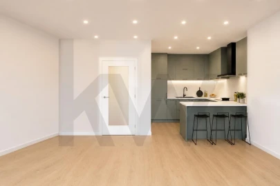 Apartamento T3 para Venda em Queluz e Belas