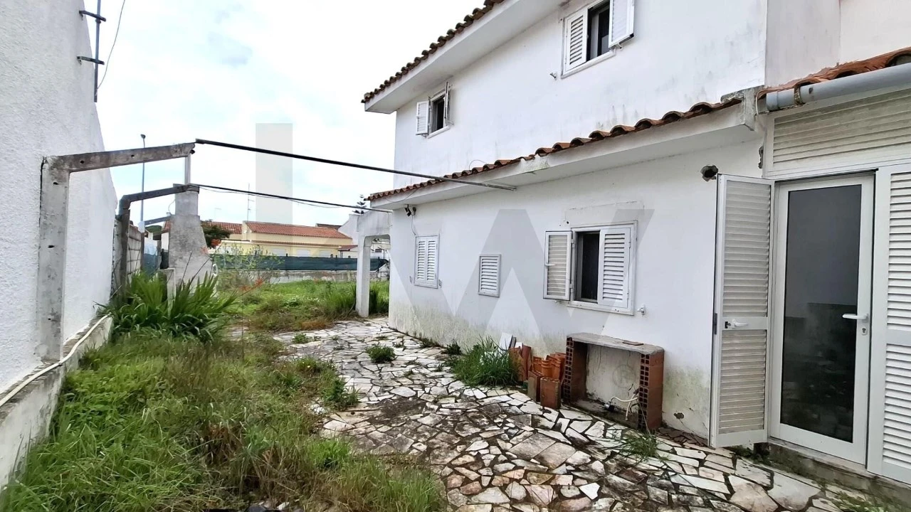 Moradia T3 para Venda em Sesimbra (Castelo) Foto 3