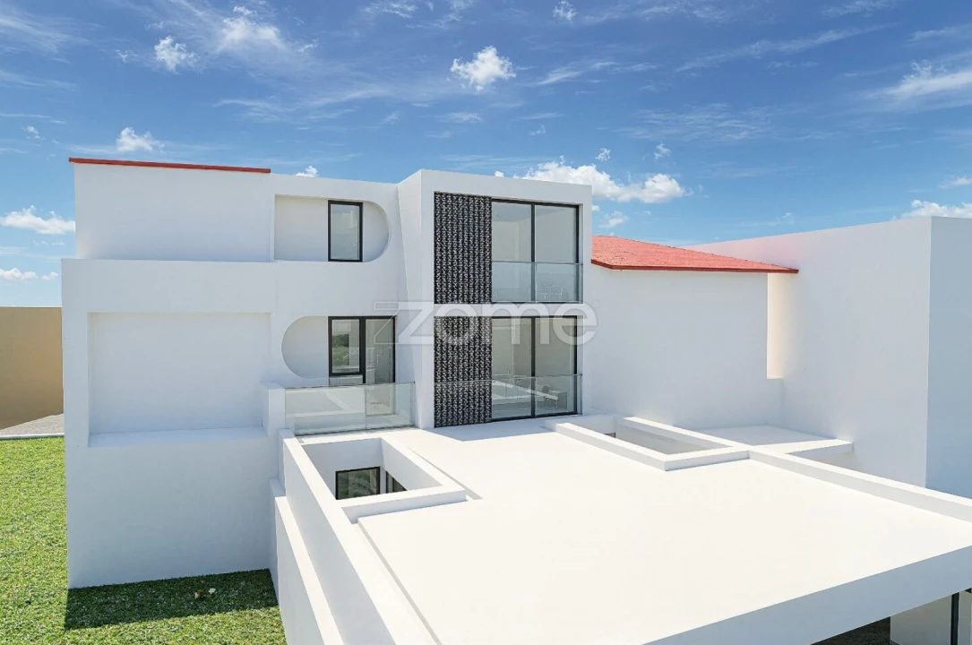 Moradia T3 para Venda em Ramalde Foto 4